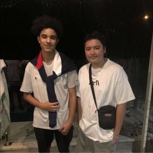 Meet your Posher, Cameron